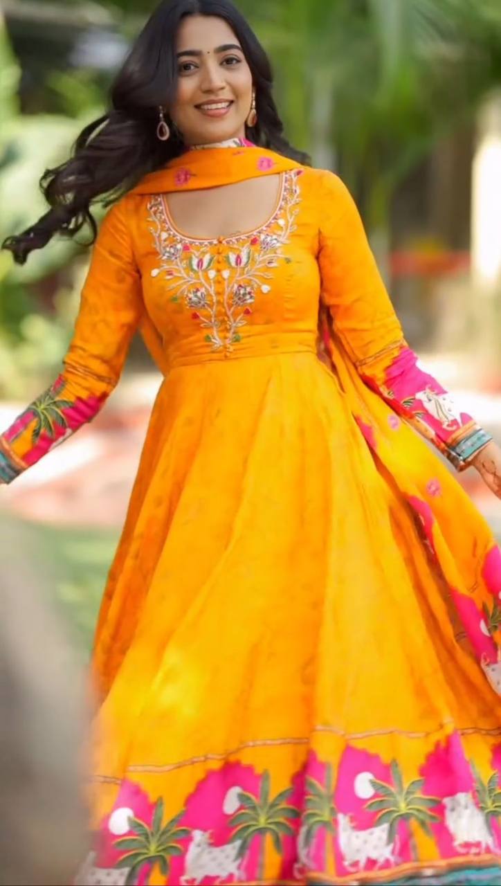 PC-483 BY SUSWANI FANCY DESIGNER COTTON KALAMKARI PRINTED GOWN